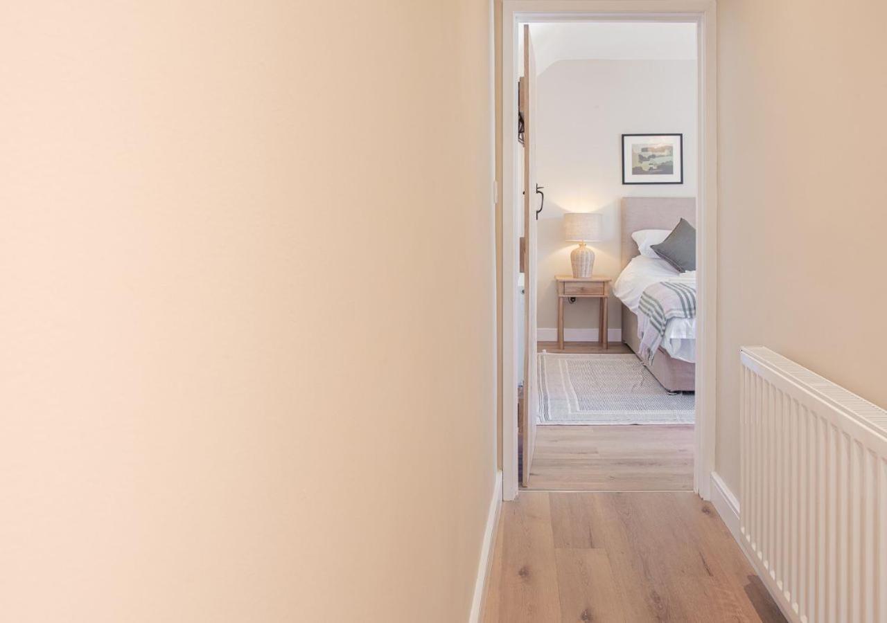The Barn In Longhope - Luxury Barn Conversion Eksteriør bilde